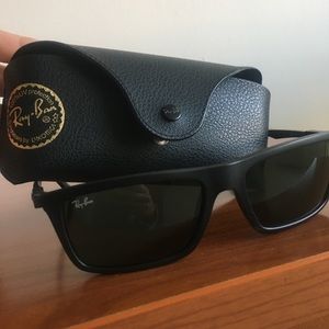 Ray Ban